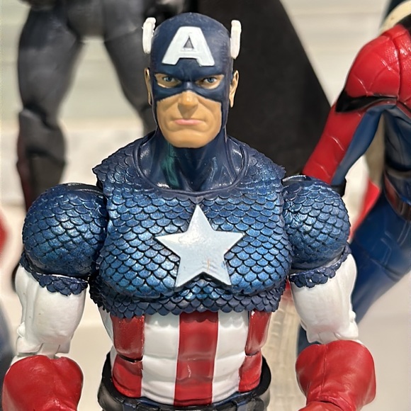 LARGE LOT OF ACTION FIGURES - Picture 6 of 8